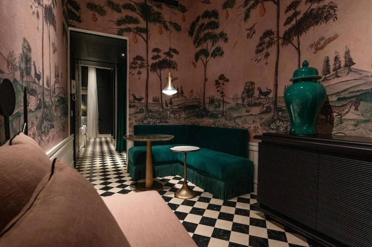 Pantheon Balcony Morgana Suite Roma Apart Otel