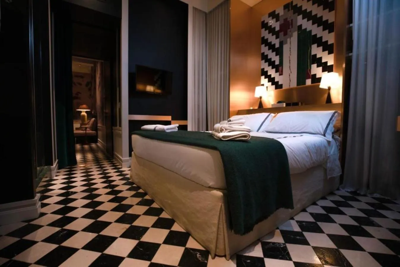 Pantheon Balcony Morgana Suite Roma İtalya