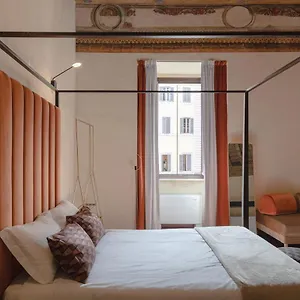 Torre Capranica Roma