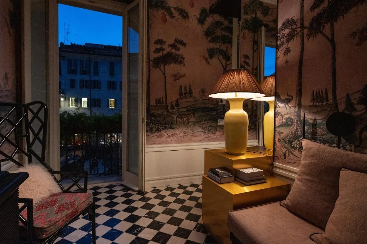 Aparthotel Pantheon Balcony Morgana Suite Rome Italy