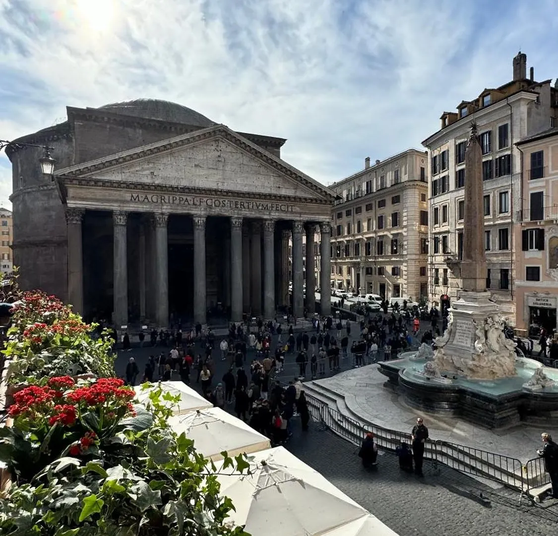 Pantheon Balcony Morgana Suite Rome